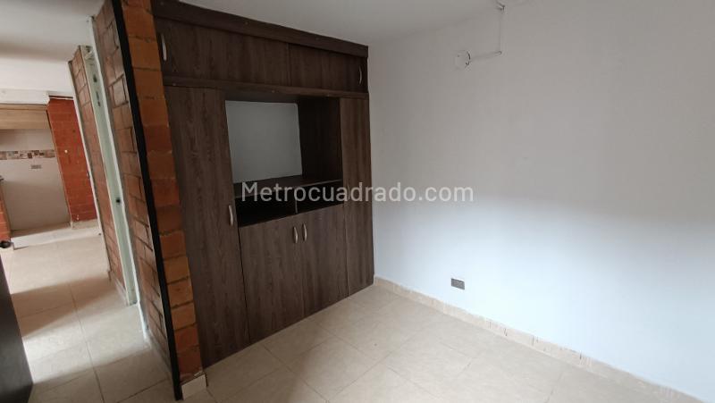 Apartamento de 2 Alcobas en Robledo (60 m², Calentador a Gas) - 6