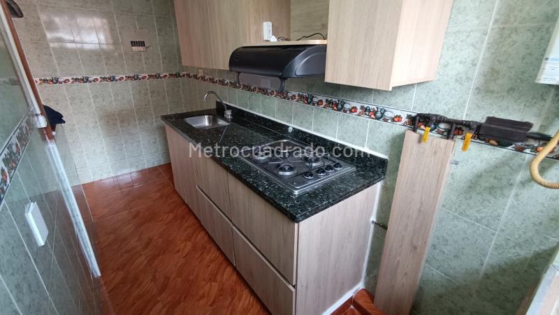 Apartamento de 3 Alcobas en Los Colores con Balcón y Seguridad 24/7 - 4