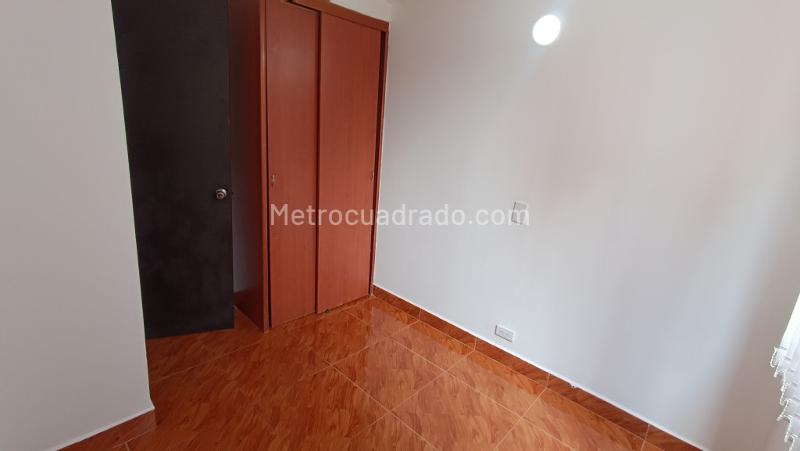 Apartamento de 3 Alcobas en Los Colores con Balcón y Seguridad 24/7 - 6