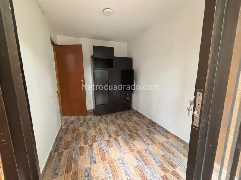 Apartamento de 2 Alcobas con Balcón en San Antonio de Prado, Medellín - 5