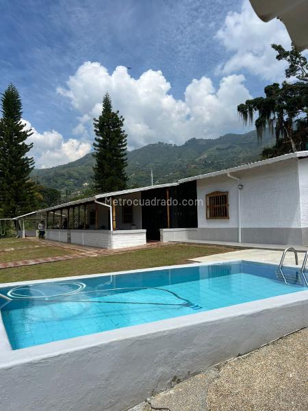 Casa – Bello - Vista 2