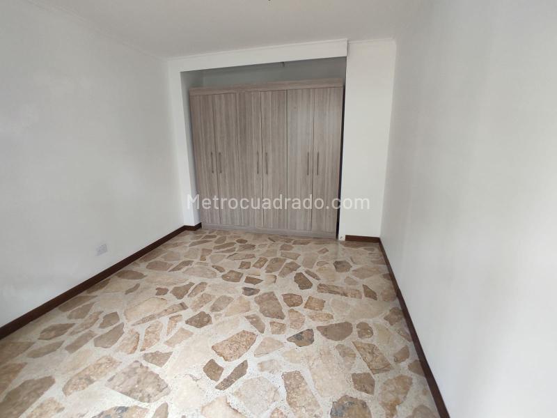 Apartamento de 3 Alcobas en Laureles - 7
