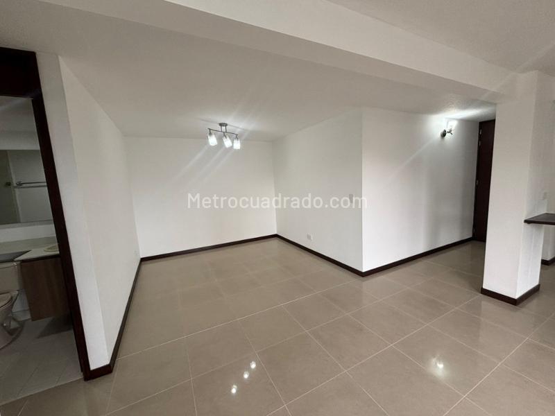 3BR Apartment with Study in El Poblado - 6