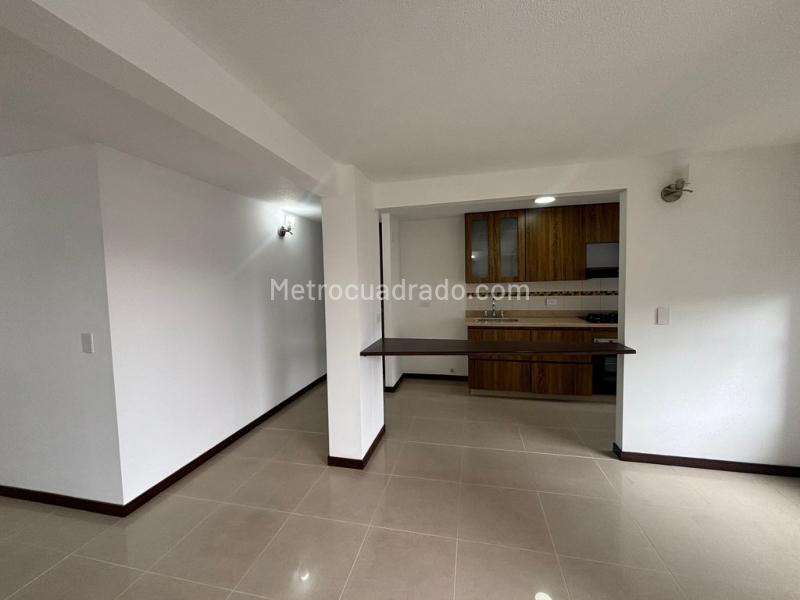 3BR Apartment with Study in El Poblado - 8