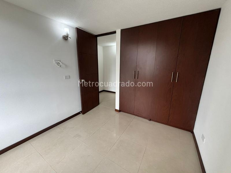 3BR Apartment with Study in El Poblado - 9