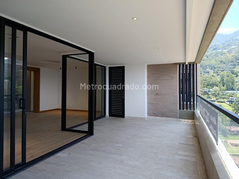 Brand New 3BR Apartment in La Calera