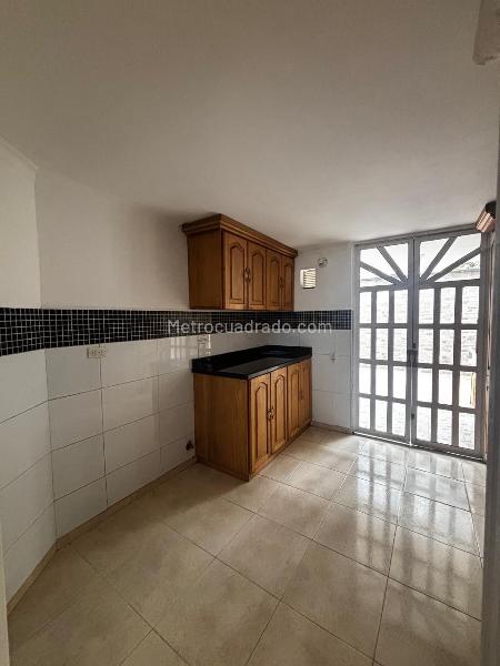 Apartamento en arriendo de 3 habitaciones en Suramérica (La Estrella) - 2