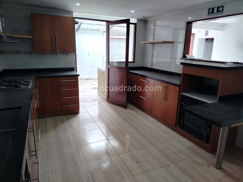 Casa en Arriendo, Villagrande, Envigado - Widok 2
