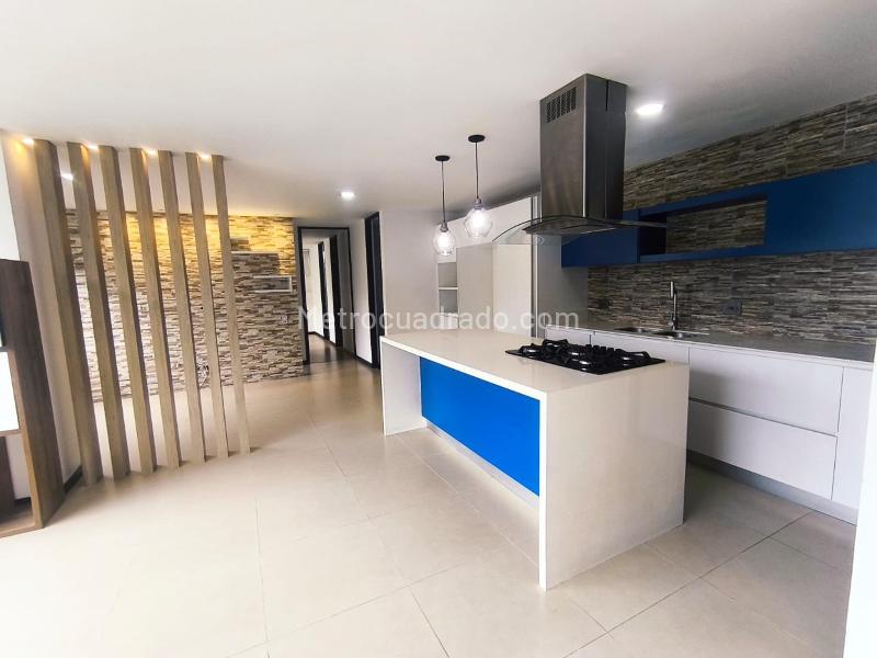 2BR Apartment in Las Palmas (76 m²) - 3