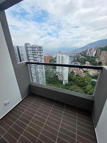 Apartamento en Arriendo, Las Palmas, Medellín - 2