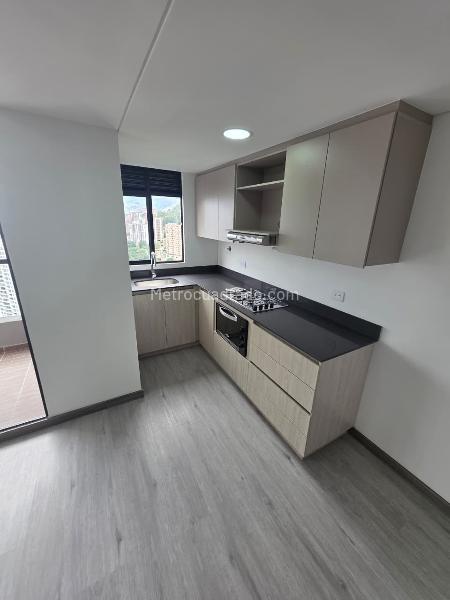 Apartamento en Arriendo, Las Palmas, Medellín - 3