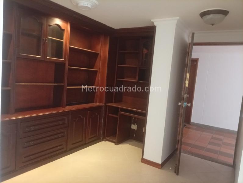 3BR Apartment in Zuñiga (120 m²) - 2