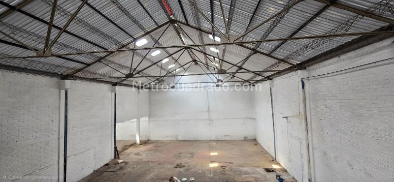 Bodega en Arriendo, Cristo Rey, Medellín - Vista 4