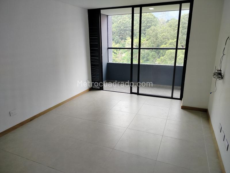 2BR Apartment in Las Palmas (72 m²) - 3