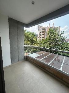 Apartamento de 3 alcobas en arriendo en Altos Del Poblado, Medellín, 85 m² · foto 10 de 16
