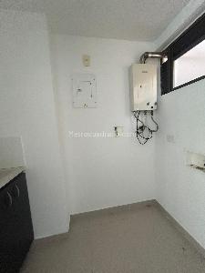 Apartamento de 3 alcobas en arriendo en Altos Del Poblado, Medellín, 85 m² · foto 12 de 16