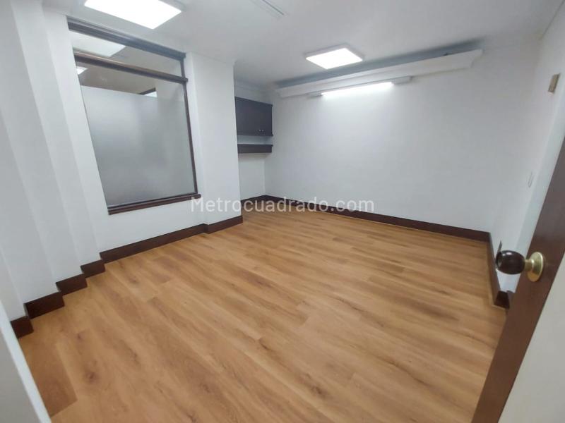 Oficina en Arriendo, Milla De Oro, Medellín - Vista 3