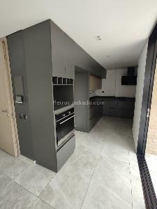 Apartamento de 3 alcobas en arriendo en Las Acacias, Medellín, 150 m² · foto 2 de 20