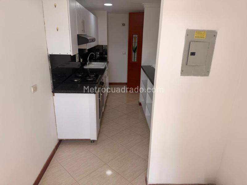 Piso – Envigado, Valle de Aburrá - Más