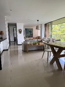 Apartamento de 2 alcobas en arriendo en La Concha, Medellín, 145 m² · foto 2 de 20