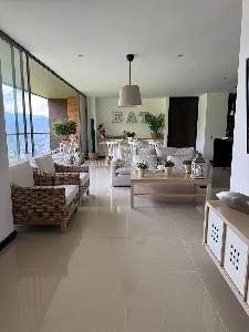 Apartamento de 2 alcobas en arriendo en La Concha, Medellín, 145 m² · foto 4 de 20