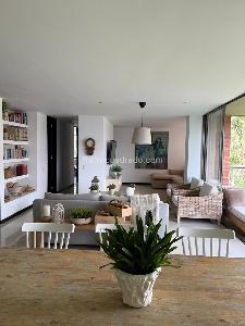Apartamento de 2 alcobas en arriendo en La Concha, Medellín, 145 m² · foto 10 de 20
