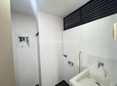 Apartamento de 2 alcobas en arriendo en Las Palmas, Medellín, 115 m² · foto 4 de 10