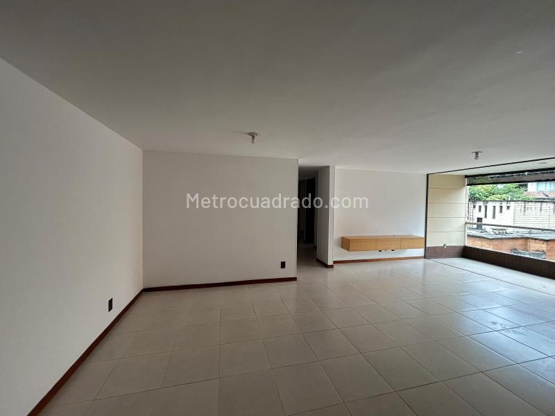 3BR Apartment in Zuñiga (106 m²) - 3