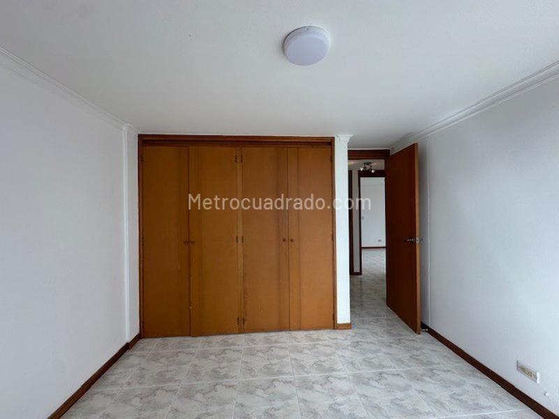4BR Apartment in El Poblado (115 m²) - 4