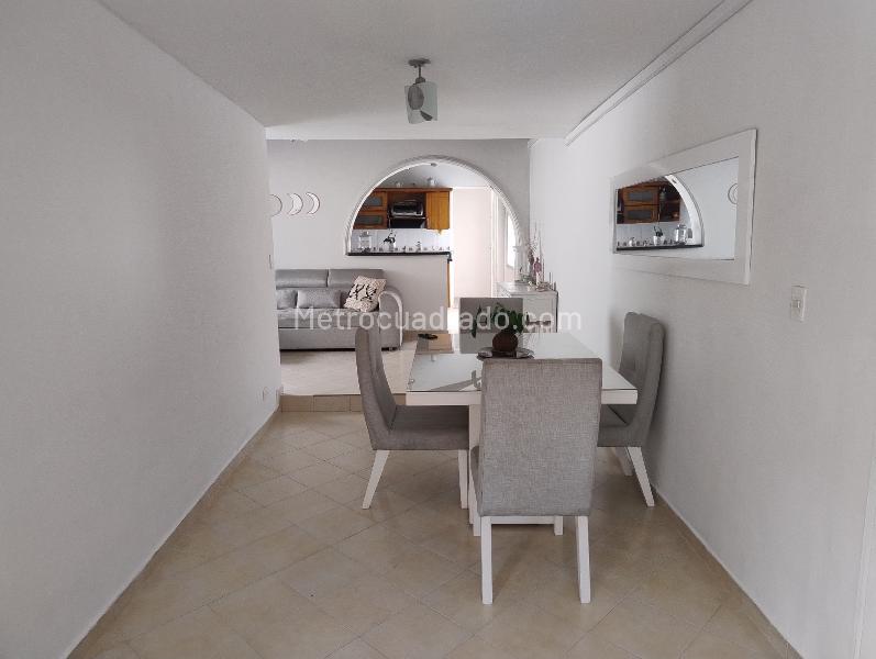 Casa en Arriendo, Laureles, Medellín – pohled 2