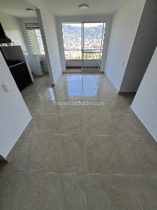 Apartamento de 3 alcobas en arriendo en Belen, Medellín, 65 m² · foto 2 de 9