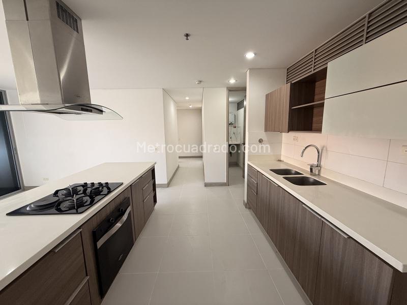 2BR Apartment in Castropol (92 m²) - 2