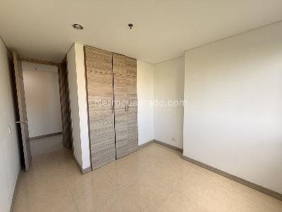 Apartamento de 2 alcobas en arriendo en Castropol, Medellín, 92 m² · foto 7 de 12
