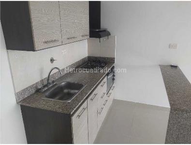 Apartamento en venta en Belen, Medellín · foto 5 de 13