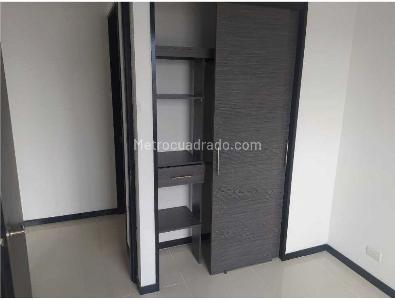 Apartamento en venta en Belen, Medellín · foto 8 de 13