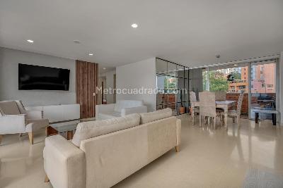 Apartamento de 4 alcobas en venta en El Poblado, Medellín, 130 m² · foto 9 de 20