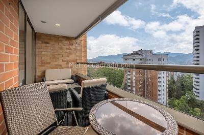 Apartamento de 4 alcobas en venta en El Poblado, Medellín, 130 m² · foto 15 de 20