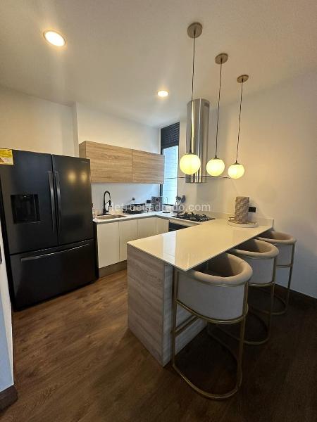 1BR Apartment in El Poblado (70 m²)