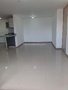 Apartamento de 3 alcobas en arriendo en Abadia, Medellín, 85 m² · foto 2 de 12