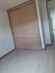 Apartamento de 3 alcobas en arriendo en Abadia, Medellín, 85 m² · foto 8 de 12