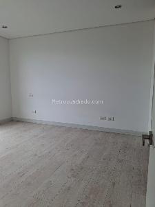 Apartamento de 2 alcobas en arriendo en Loma El Chocho, Medellín, 85 m² · foto 10 de 14