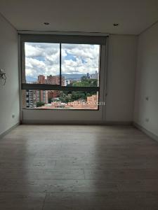 Apartamento de 2 alcobas en arriendo en Loma El Chocho, Medellín, 85 m² · foto 11 de 14