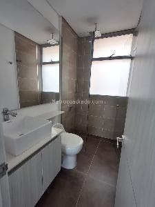 Apartamento de 2 alcobas en arriendo en Loma El Chocho, Medellín, 85 m² · foto 9 de 14