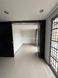 Casa de 3 alcobas en venta en El Lago Rionegro, Rionegro, 74 m² · foto 17 de 20