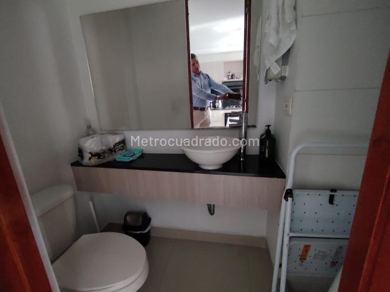 2BR Apartment in El Poblado (65 m²) - 3