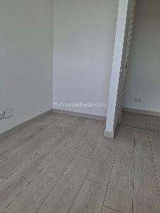 Apartamento de 3 alcobas en arriendo en Zuñiga Otra Parte, Medellín, 75 m² · foto 7 de 14