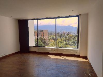 Apartamento en arriendo en El Poblado, Medellín · foto 4 de 12