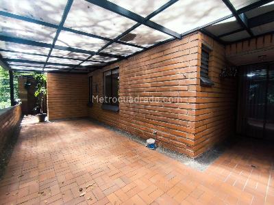 Apartaestudio en arriendo en Alejandria, Medellín · foto 15 de 17