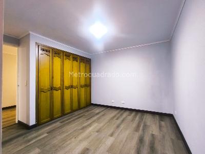 Apartaestudio en arriendo en Alejandria, Medellín · foto 8 de 17