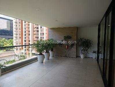 Apartamento en arriendo en Santa Maria De Los Angeles, Medellín · foto 2 de 20